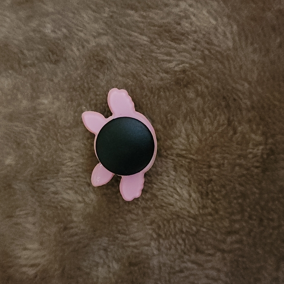 💥 5/$15 Croc Charm - Picture 2 of 2